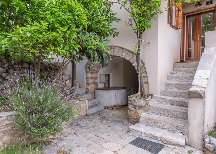 Casa Angelo Нерезине