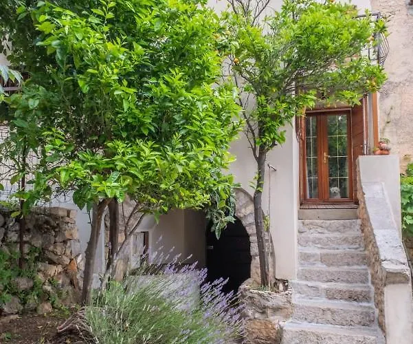 Casa Angelo Нерезине